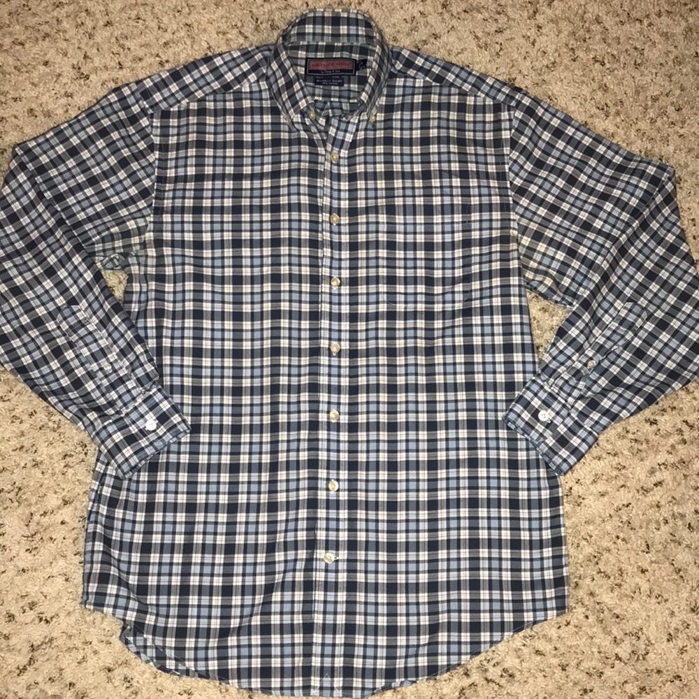 Men’s vineyard vines navy madras button down